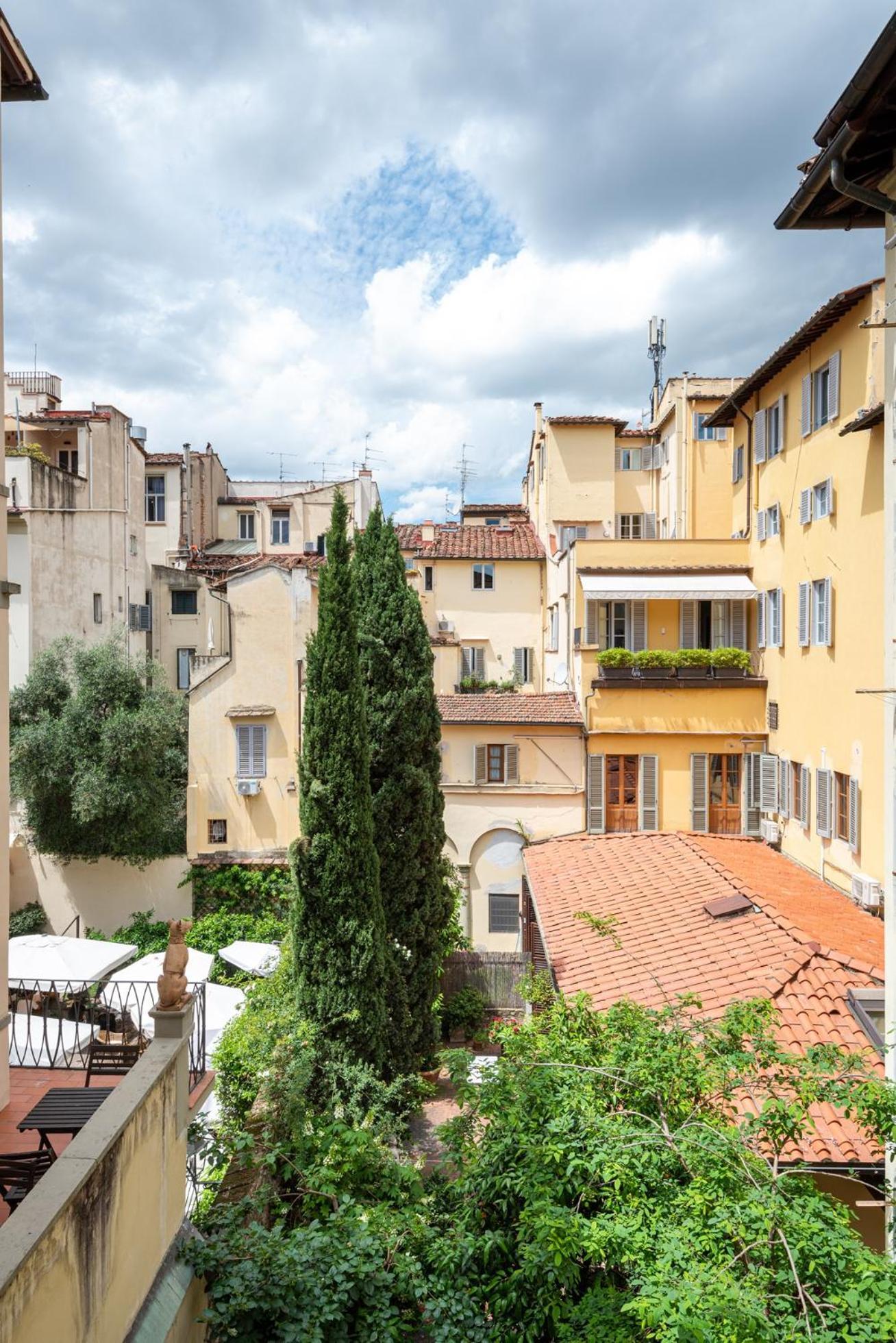 ホテル Magia Di Firenze エクステリア 写真